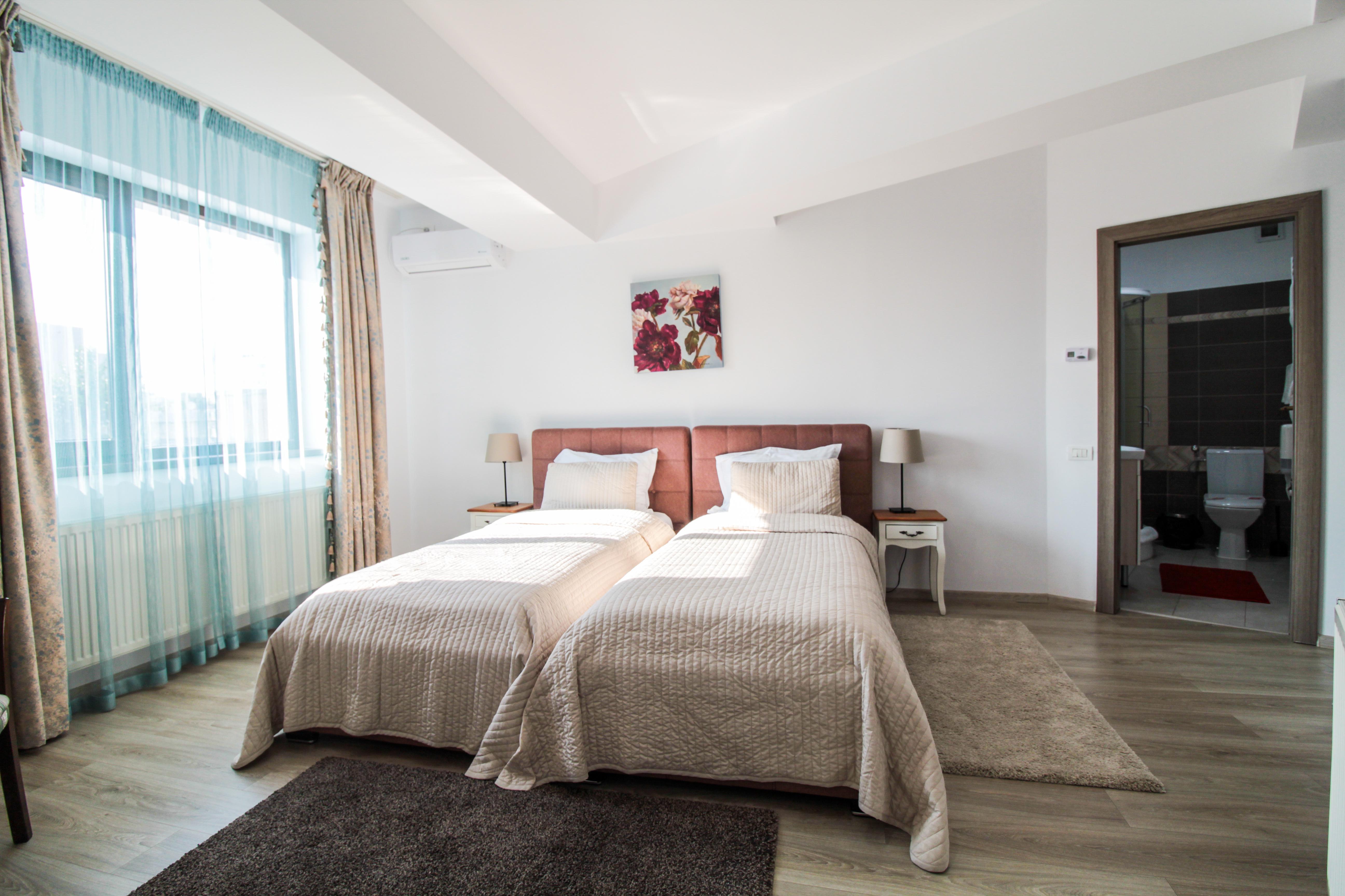 Hotel La Casa Centrale Bukarest Kültér fotó