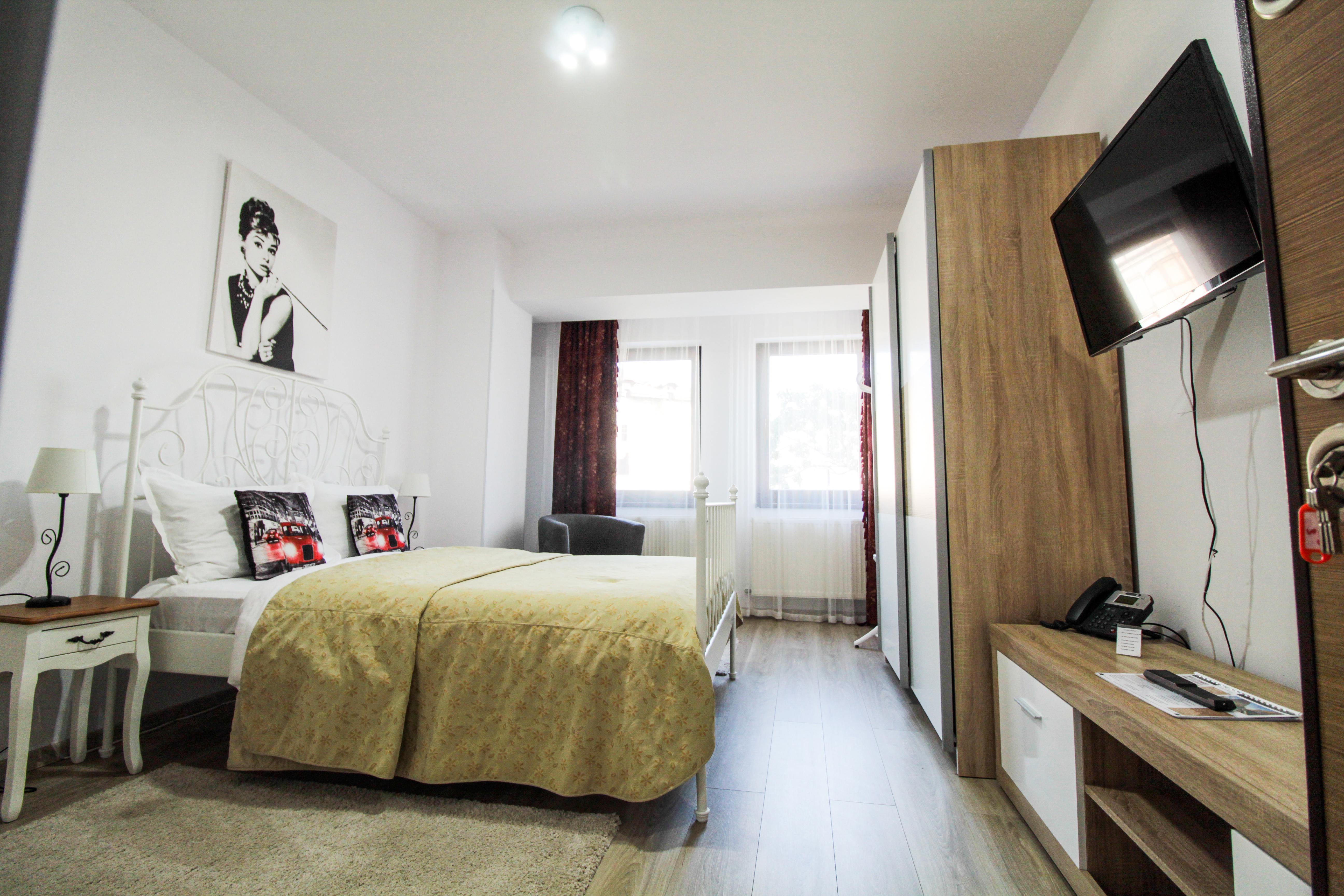 Hotel La Casa Centrale Bukarest Kültér fotó