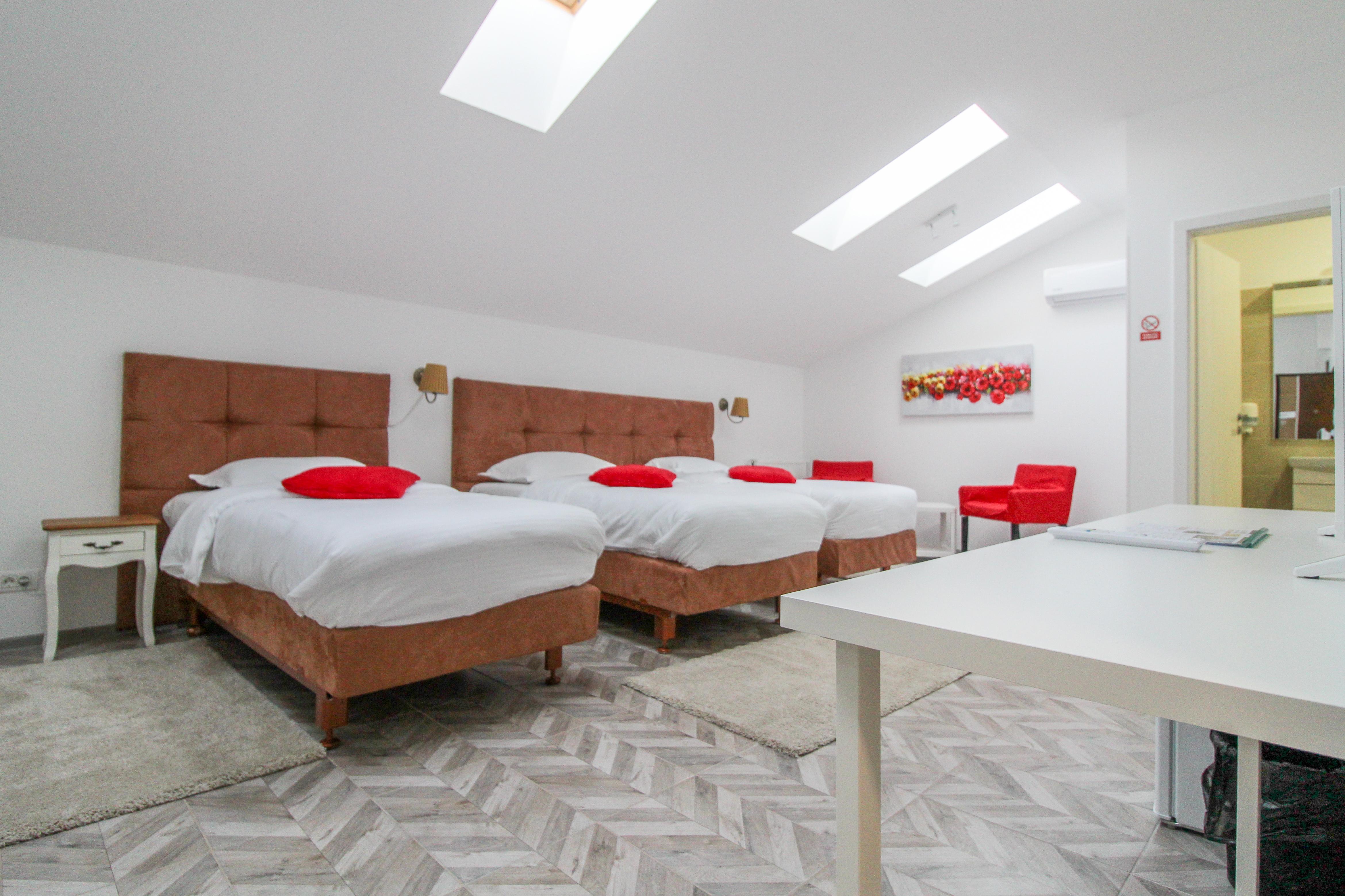 Hotel La Casa Centrale Bukarest Kültér fotó
