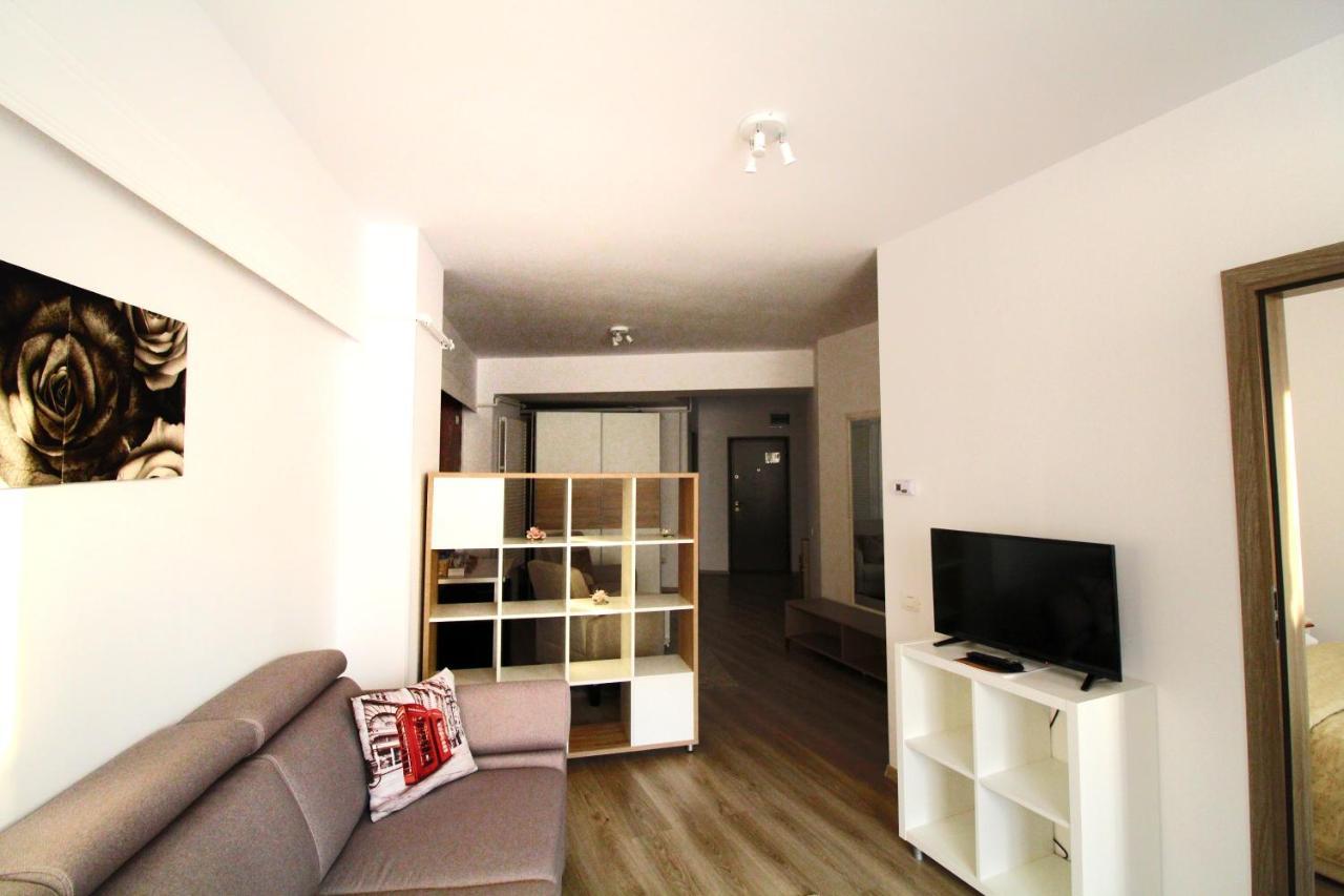 Hotel La Casa Centrale Bukarest Kültér fotó