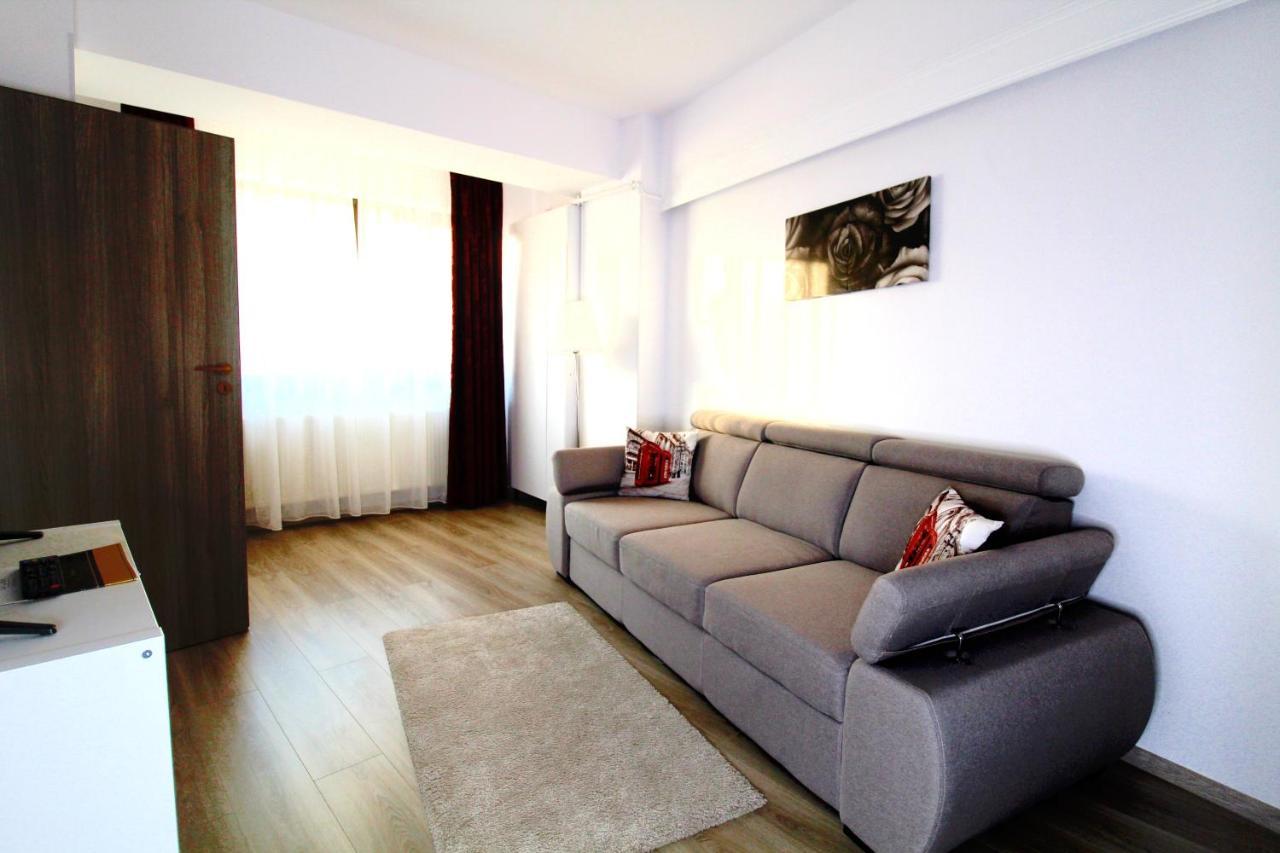 Hotel La Casa Centrale Bukarest Kültér fotó